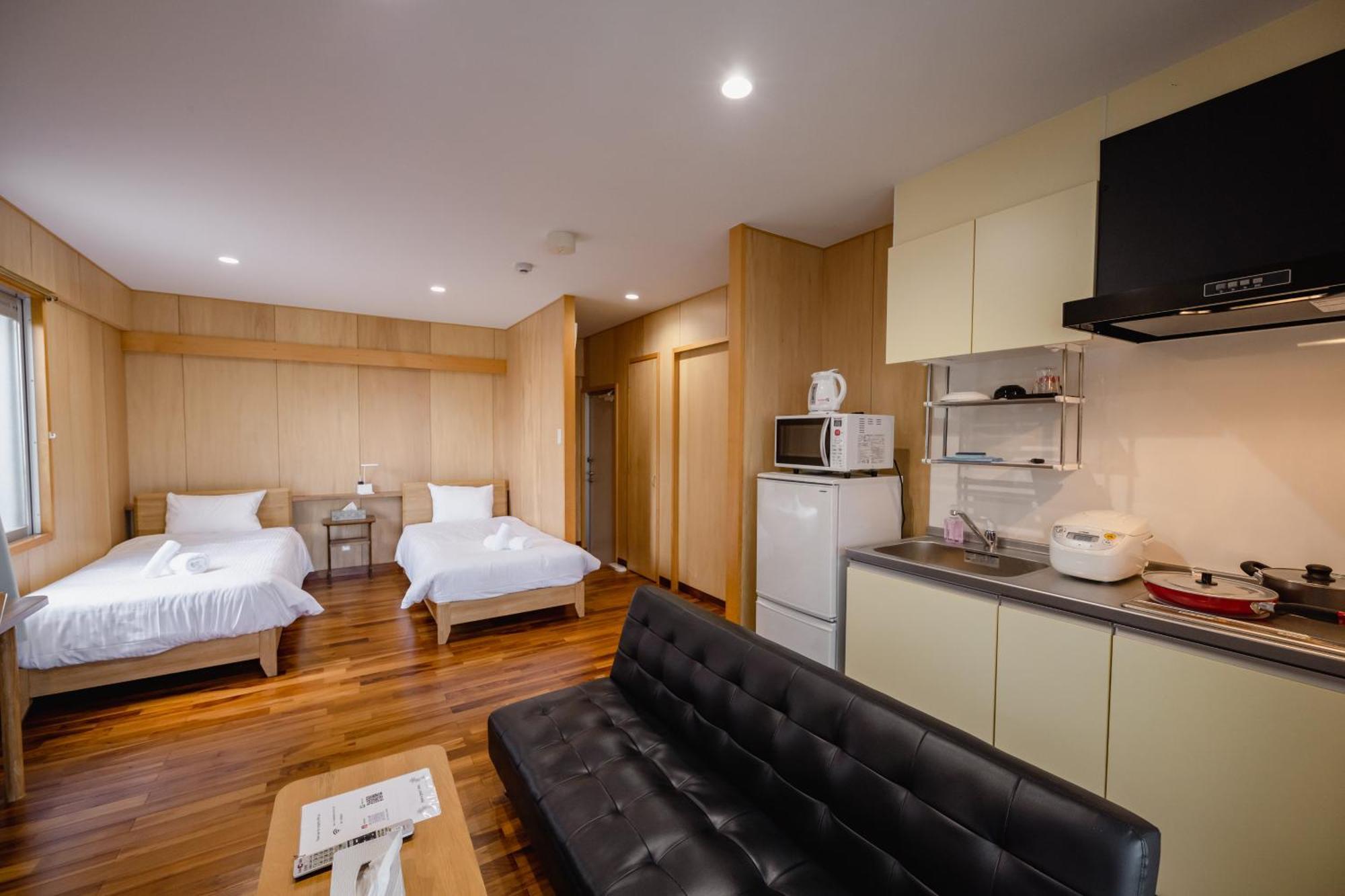 Guest House Kawamitsu Miyakojima  Exterior foto